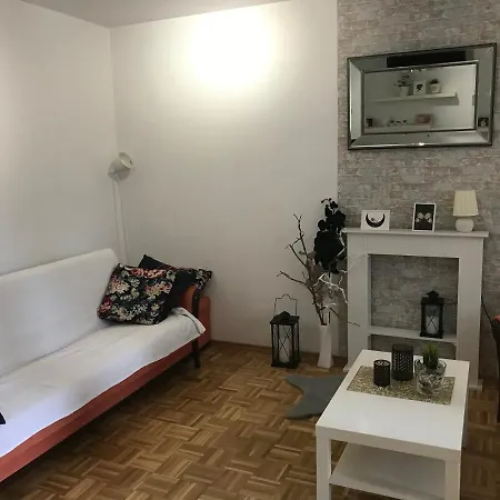 Spokojne Mieszkanie Blisko Lotniska Chopina Apartment Warsaw